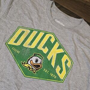 Oregon Ducks Long Sleeve T-Shirt XL NCAA Green Yellow Captivating Apparel NWT